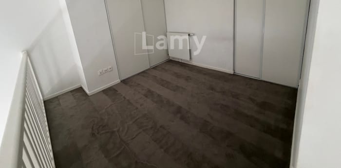Image 9 sur 10 - Appartement  ·  Location · Louvres (95380) · 2 pièces · 39m²