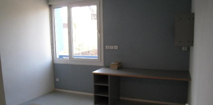 Image 2 sur 4 - Appartement  ·  Location · Roubaix (59100) · 1 pièce · 20m²
