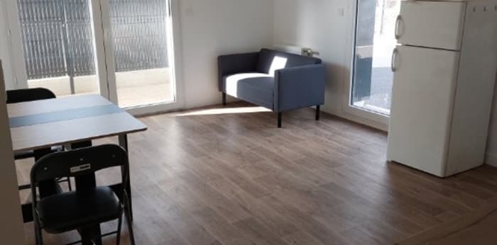 Image 3 sur 5 - Appartement  ·  Location · Poitiers (86000) · 2 pièces · 43m²
