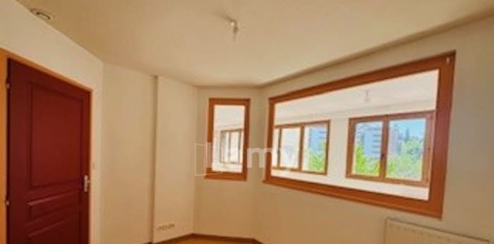 Image 3 sur 10 - Appartement  ·  Location · Thonon Les Bains (74200) · 3 pièces · 65m²