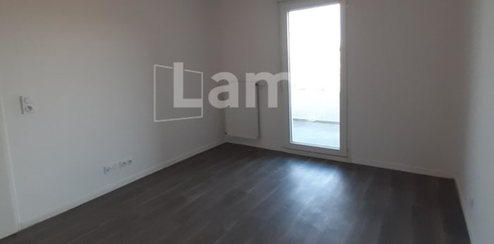 Image 7 sur 13 - Appartement  ·  Location · Evry Courcouronnes (91000) · 2 pièces · 39m²