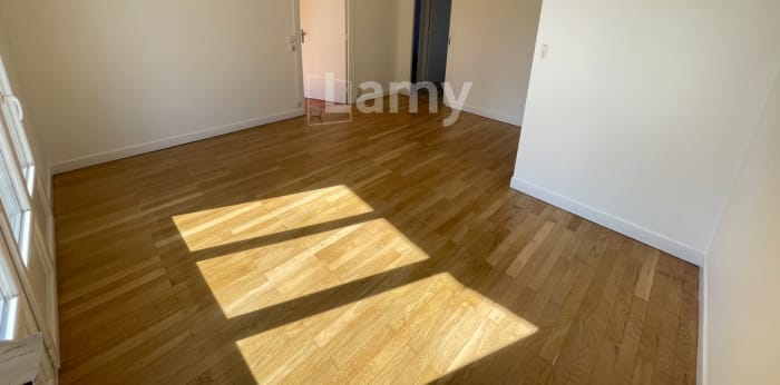 Image 2 sur 8 - Appartement  ·  Location · Limas (69400) · 3 pièces · 55m²