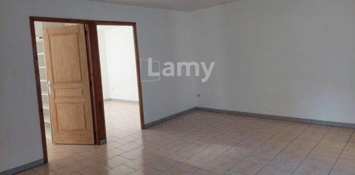 Image 2 sur 11 - Appartement  ·  Location · Anduze (30140) · 4 pièces · 74m²