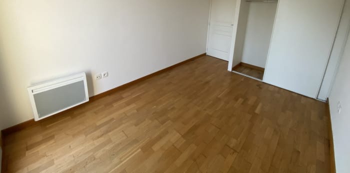 Image 7 sur 9 - Appartement  ·  Location · Nantes (44100) · 4 pièces · 83m²