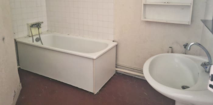 Image 5 sur 9 - Appartement  ·  Location · Marseille (13004) · 2 pièces · 46m²