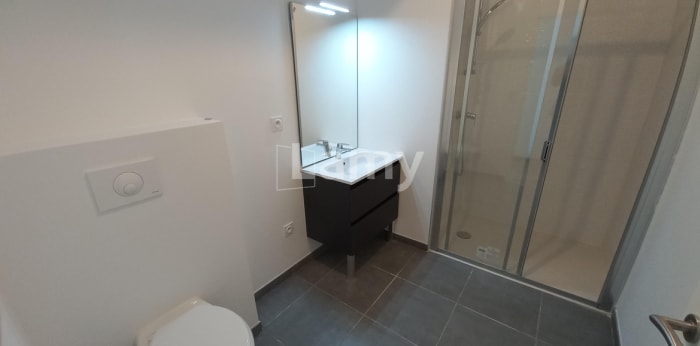 Image 6 sur 6 - Appartement  ·  Location · Clermont Ferrand (63100) · 2 pièces · 39m²
