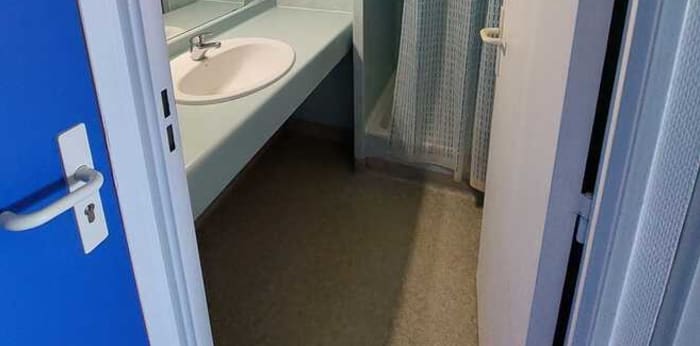 Image 4 sur 5 - Appartement  ·  Location · La Rochelle (17000) · 1 pièce · 21m²