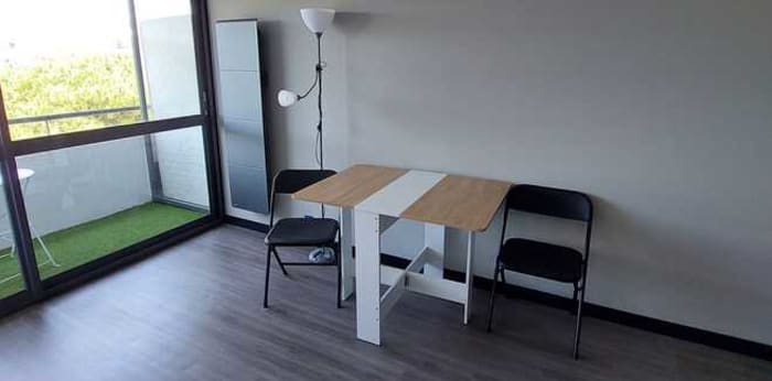 Image 1 sur 5 - Appartement  ·  Location · La Rochelle (17000) · 1 pièce · 21m²