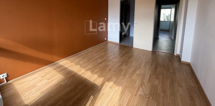 Image 4 sur 22 - Appartement  ·  Location · Dijon (21000) · 4 pièces · 82m²