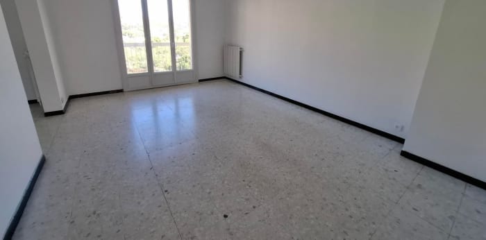 Image 3 sur 14 - Appartement  ·  Location · Marseille (13010) · 4 pièces · 73m²