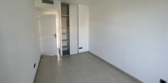 Image 9 sur 16 - Appartement  ·  Location · Marseille (13010) · 3 pièces · 73m²