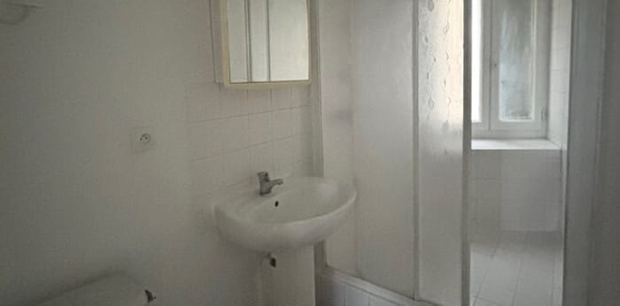 Image 4 sur 4 - Appartement  ·  Location · Angouleme (16000) · 1 pièce · 12m²