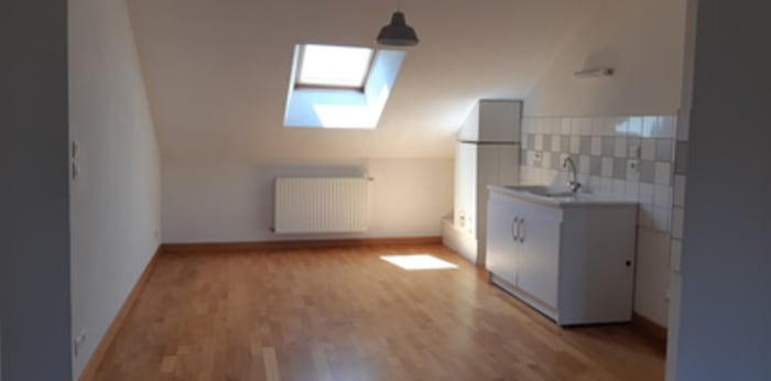 Image 1 sur 5 - Appartement  ·  Location · Lons Le Saunier (39000) · 2 pièces · 40m²