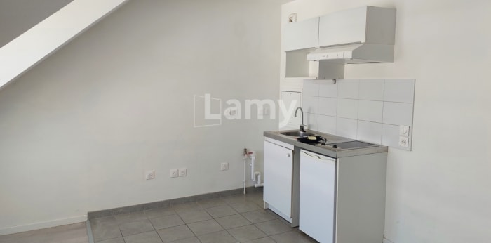 Image 4 sur 6 - Appartement  ·  Location · Mantes La Jolie (78200) · 1 pièce · 44m²