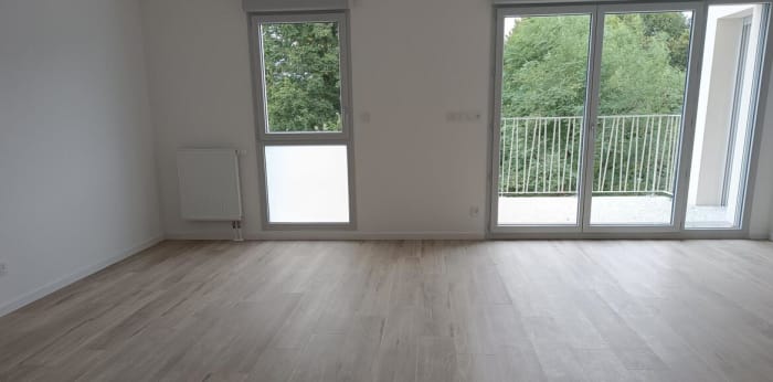 Image 1 sur 5 - Appartement  ·  Location · Montlouis Sur Loire (37270) · 2 pièces · 53m²