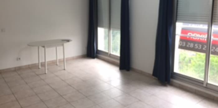 Image 6 sur 10 - Appartement  ·  Location · Lille (59000) · 1 pièce · 31m²