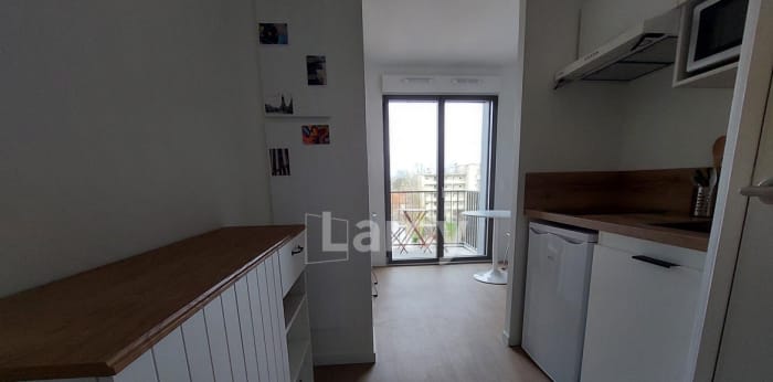 Image 7 sur 10 - Appartement  ·  Location · Reims (51100) · 1 pièce · 22m²