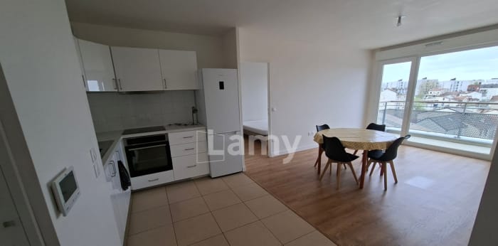 Image 2 sur 10 - Appartement  ·  Location · Noisy Le Sec (93130) · 2 pièces · 44m²