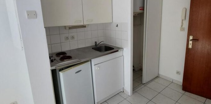 Image 1 sur 4 - Appartement  ·  Location · Angers (49000) · 1 pièce · 27m²