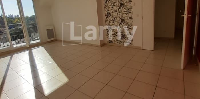 Image 2 sur 16 - Appartement  ·  Location · Crosne (91560) · 4 pièces · 75m²