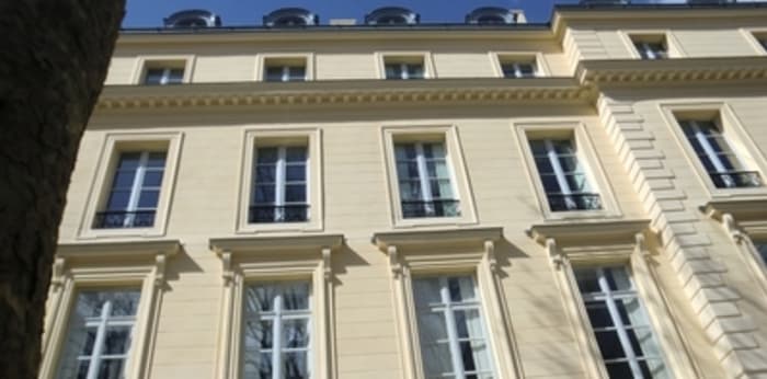 Image 1 sur 2 - Appartement  ·  Location · Versailles (78000) · 2 pièces · 67m²