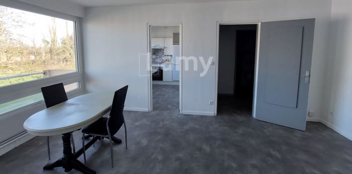 Image 2 sur 8 - Appartement  ·  Location · Marly (59770) · 2 pièces · 42m²