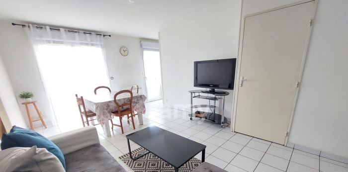 Image 5 sur 8 - Appartement  ·  Location · Lons (64140) · 3 pièces · 55m²