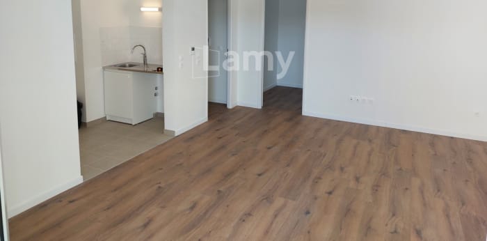 Image 3 sur 8 - Appartement  ·  Location · Mantes La Jolie (78200) · 3 pièces · 70m²