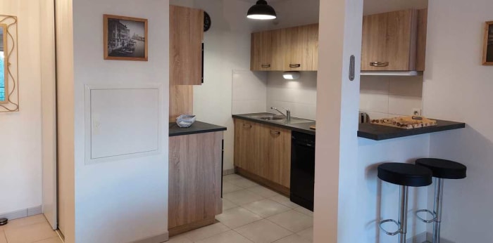Image 1 sur 5 - Appartement  ·  Location · La Rochelle (17000) · 2 pièces · 52m²