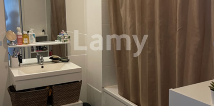 Image 5 sur 6 - Appartement  ·  Location · Clermont Ferrand (63100) · 2 pièces · 40m²