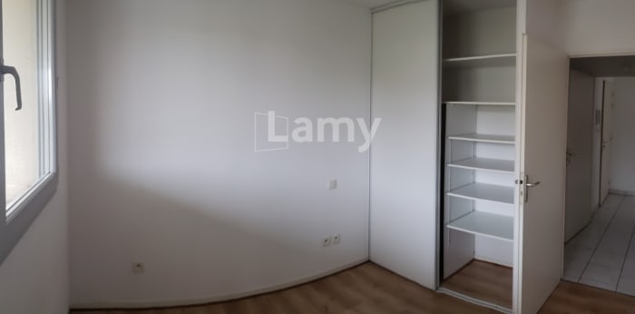 Image 8 sur 17 - Appartement  ·  Location · Toulouse (31100) · 3 pièces · 66m²