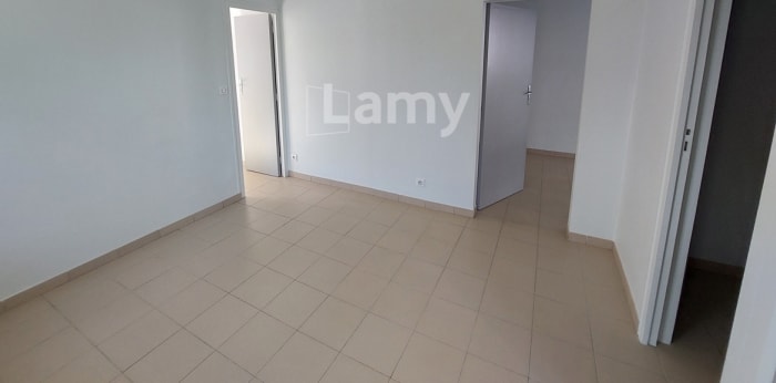 Image 3 sur 5 - Appartement  ·  Location · Libourne (33500) · 3 pièces · 43m²