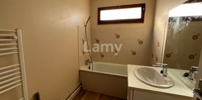 Image 6 sur 11 - Appartement  ·  Location · Marseille (13009) · 2 pièces · 41m²