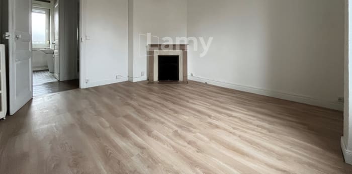 Image 1 sur 8 - Appartement  ·  Location · Reims (51100) · 2 pièces · 46m²