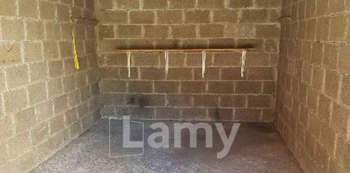 Image 1 sur 3 - Parking/box  ·  Location · Lyon (69003) · 10m²