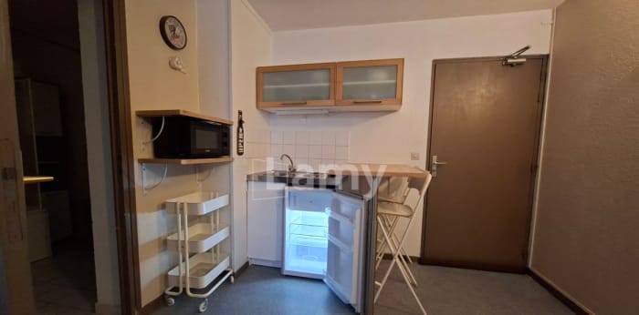 Image 1 sur 8 - Appartement  ·  Location · Lille (59800) · 1 pièce · 18m²