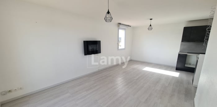 Image 7 sur 11 - Appartement  ·  Location · Castelginest (31780) · 3 pièces · 57m²