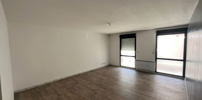 Image 1 sur 5 - Appartement  ·  Location · Reims (51100) · 1 pièce · 36m²