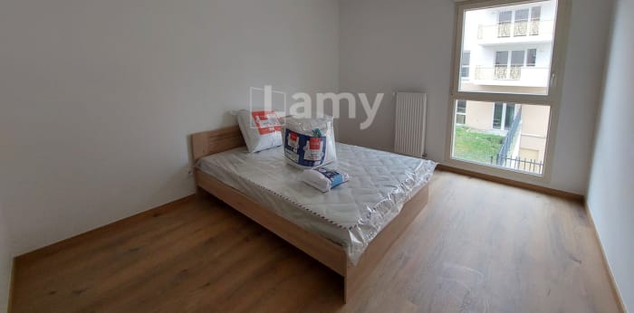 Image 3 sur 9 - Appartement  ·  Location · Amiens (80000) · 3 pièces · 63m²