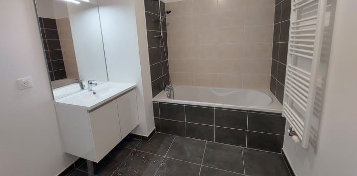 Image 7 sur 7 - Appartement  ·  Location · Jassans Riottier (01480) · 3 pièces · 62m²