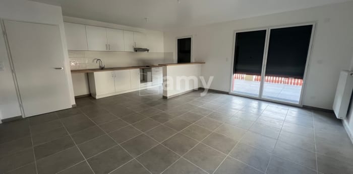 Image 1 sur 11 - Appartement  ·  Location · St Fons (69190) · 3 pièces · 74m²