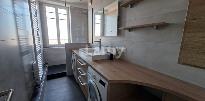 Image 10 sur 12 - Appartement  ·  Location · Clermont Ferrand (63000) · 101m²