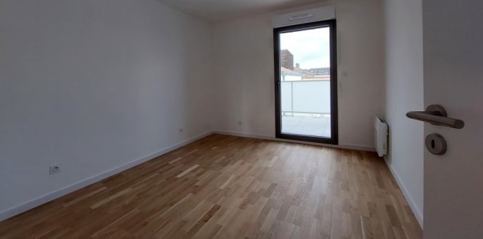 Image 12 sur 17 - Appartement  ·  Location · La Roche Sur Yon (85000) · 5 pièces · 113m²