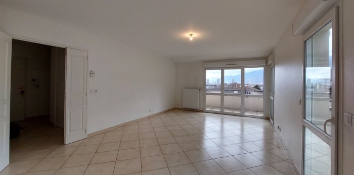 Image 6 sur 13 - Appartement  ·  Location · La Tronche (38700) · 3 pièces · 73m²