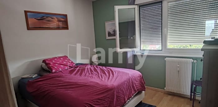 Image 4 sur 7 - Appartement  ·  Location · Ronchin (59790) · 4 pièces · 135m²