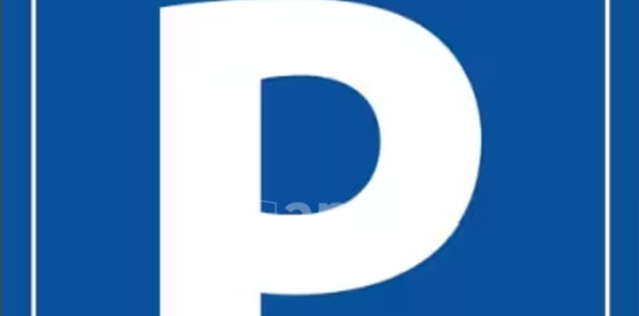 Image 1 sur 2 - Parking/box  ·  Location · Royan (17200) · 21m²