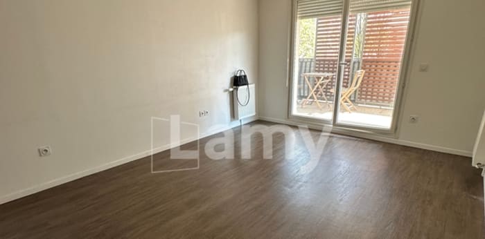 Image 2 sur 9 - Appartement  ·  Location · Aulnay Sous Bois (93600) · 3 pièces · 59m²