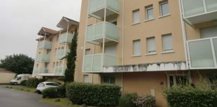 Image 1 sur 6 - Appartement  ·  Location · Dax (40100) · 2 pièces · 48m²