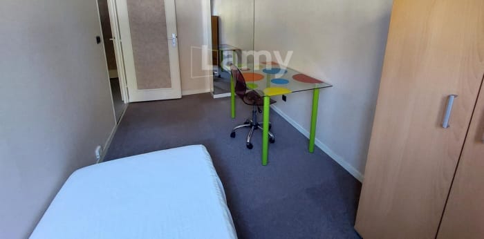 Image 9 sur 11 - Appartement  ·  Location · Reims (51100) · 3 pièces · 49m²