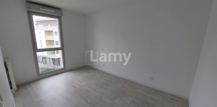 Image 7 sur 14 - Appartement  ·  Location · Montlhery (91310) · 4 pièces · 74m²
